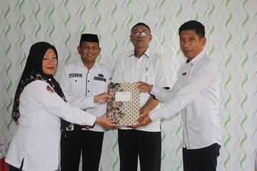 Kemenag Kabgor Lakukan Monev Pengelolaan Keuangan  