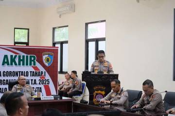 Wakapolda Gorontalo   Tutup Taklimat Akhir Audit Kinerja 