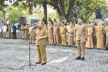 Walikota Gorontalo Komitmen Wujudkan Pemerintah Bebas Dari Korupsi