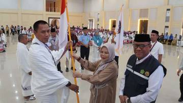 Jemaah Kloter 30 Gorontalo Menuju Tanah Suci