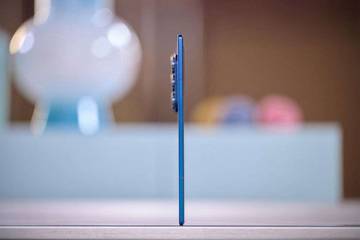 Peluncuran Ponsel Lipat Paling Tipis Dari Samsung Galaxy