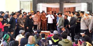 Warga Pinogu Desak Pemerataan Pembangunan Infrastruktur 