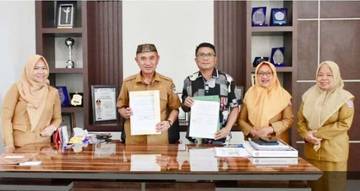 Pemda Pohuwato Tata UKM Wisata Pohon Cinta