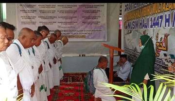 Kelompok Bimbingan Haji Bantu Jemaah Laksanakan Rukun Haji