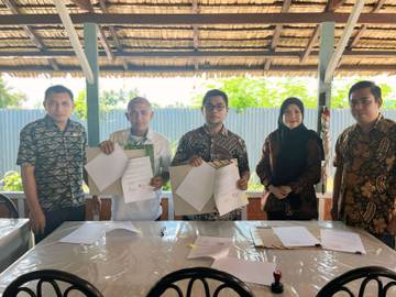 Dishub dan DAMRI Gorontalo Teken Kerjasama Pelayanan Angkutan