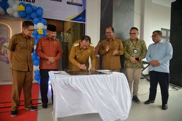 Gusnar Ismail Resmikan Kantor Bapenda Provinsi Gorontalo 