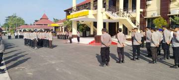 AKBP Busroni: Personel Konsumsi Miras, Sanksi Tegas Menanti