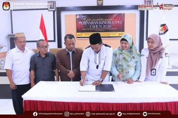 KPU Pohuwato Tegaskan Integritas Pemilu Lewat Perjanjian Kinerja