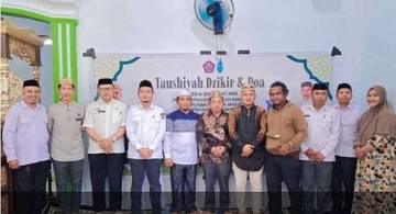 Camat Marisa Resmikan Dua Masjid Iloponu