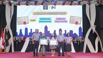 Kanwil Kemenkum Gorontalo Serahkan Sertifikat Merek UMKM