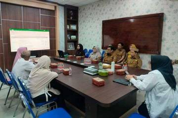 Dinkes P2KB–FK UNG Bahas Pengembangan RSUD Ainun Habibie