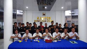 Atlet Pencak Silat Asal Nias Utara Diberangkatkan