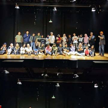 Mengenal Potensi Diri Melalui Dunia Teater