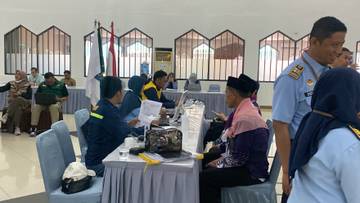 Calhaj Asal Lampung, Tiba di Asrama Haji Pondok Gede
