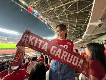 Cut Mila Antusias Saksikan Langsung Timnas di GBK