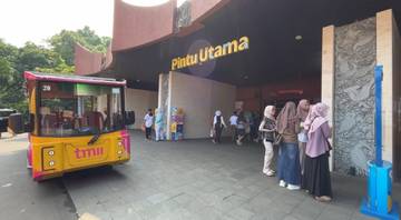 Cuti Bersama Idul Adha, TMII Gelar Tari Kecak