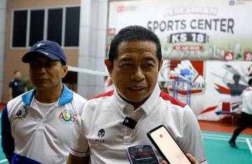 Khoirudin Resmikan Sports Center KS 18