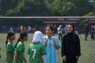 MilkLife Soccer Gelar Coaching Clinic Pesepakbola Putri Belia