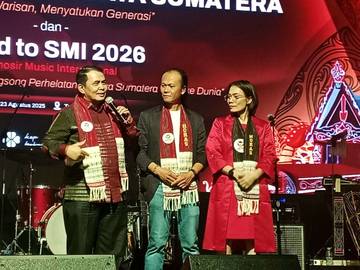 Saut Situmorang Gaungkan Antikorupsi Lewat Musik 