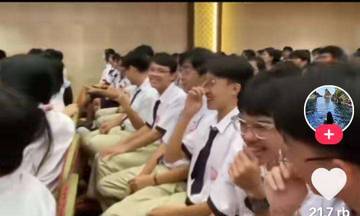 Siswa RI di China Antusias Kedatangan Presiden RI