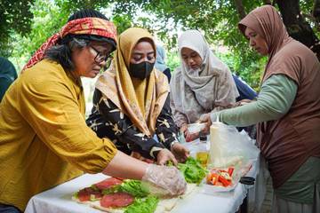 Buka Lapangan Kerja, YIS Gelar Pelatihan Menu Sarapan 