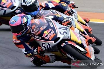 Pembalap Veda Ega Pratama Tampil di Moto3 2026   