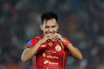 Sempat Tertinggal, Persija Taklukan Persik 3-1