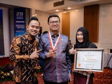 Bina UMKM, Kosmesia Raih 'Anugerah PROAKTIF-2025' dari BPOM