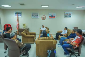 Ghozi Siap Bangun Cabor Anggar DKI Jakarta 