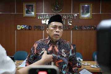 DPRD DKI Apresiasi Program Pemutihan Ijazah