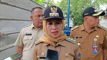 Wali Kota Jakbar Pastikan Seluruh Sampah Banjir Terangkut
