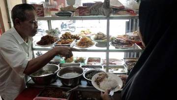 Kowantara Sebut Operasional Warteg Tak Wajib 24 Jam