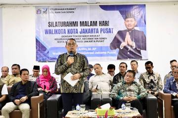 Walikota Jakpus Ingatkan Warga Kramat Soal Sampah