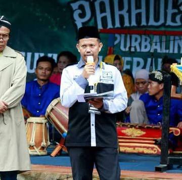 Berbagi Kasih Bersama Komunitas Papeling