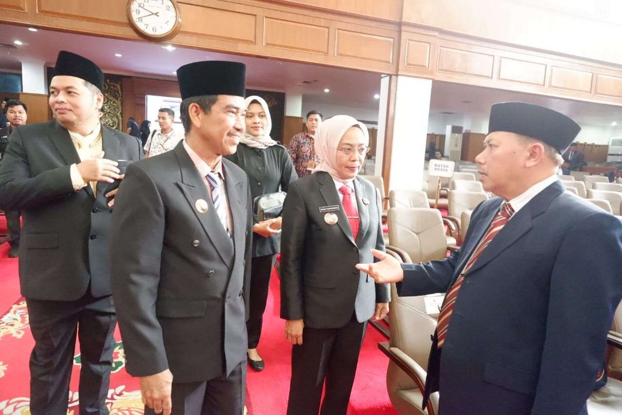 Penjabat Bupati Muaro Jambi Hadiri Pelantikan Pimpinan DPRD Provinsi Jambi Masa Bakti 2024-2029