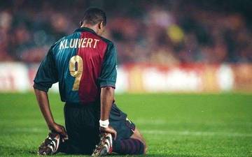 Patrick Kluivert: Sang Striker Elegan dari Belanda