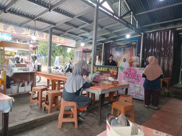 Seblak makanan khas Sunda ramaikan kuliner Jambi 