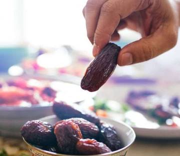 Ternyata Bukan Makan Nasi yang Sebabkan BB Naik Saat Ramadhan
