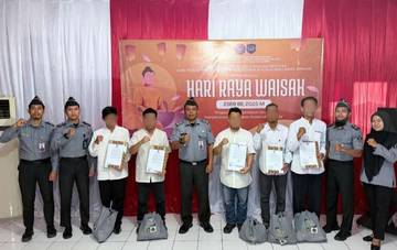 Warga Binaan Budhan Lapas Jambi Mendapat Remisi Khusus Waisak
