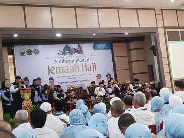 Kloter Terakhir Dari Jambi Diberangkatkan Ke Tanah Suci