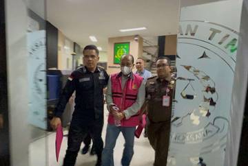 Ditetapkan Sebagai Tersangka Korupsi, Komisaris PT.PAL Ditahan