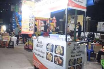 Tahu Gejrot Ala Kang Maman
