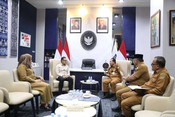 Bupati Muaro Jambi Audiensi dengan Wamendagri 