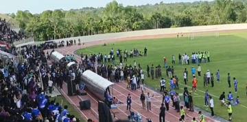 Penonton Sayangkan Kericuhan Di Final Gubernur Cup