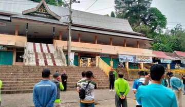  Bupati Merangin Gratiskan Sewa Kios Pasar Lereng