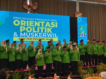 Pengukuhan Pengurus PKB Provinsi Jambi