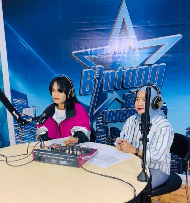 Seleksi On Air Hari Pertama Bintang Radio Indonesia