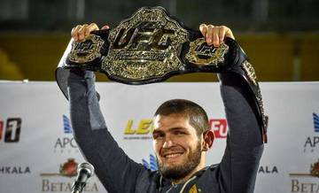 Khabib Nurmagomedov Legenda UFC Diusir dari Pesawat 