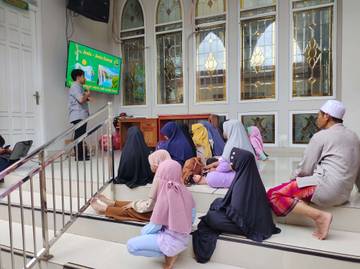 Rumah Bakau Jayapura Ajak Peduli Energi Bersih