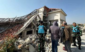 Satgas Indobatt XXIII-R/UNIFIL Berkunjung ke Sekolah Pasca Gencatan Senjata